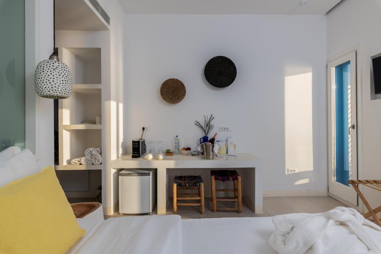 Bluetopia Suites Mykonos Town Екстериор снимка