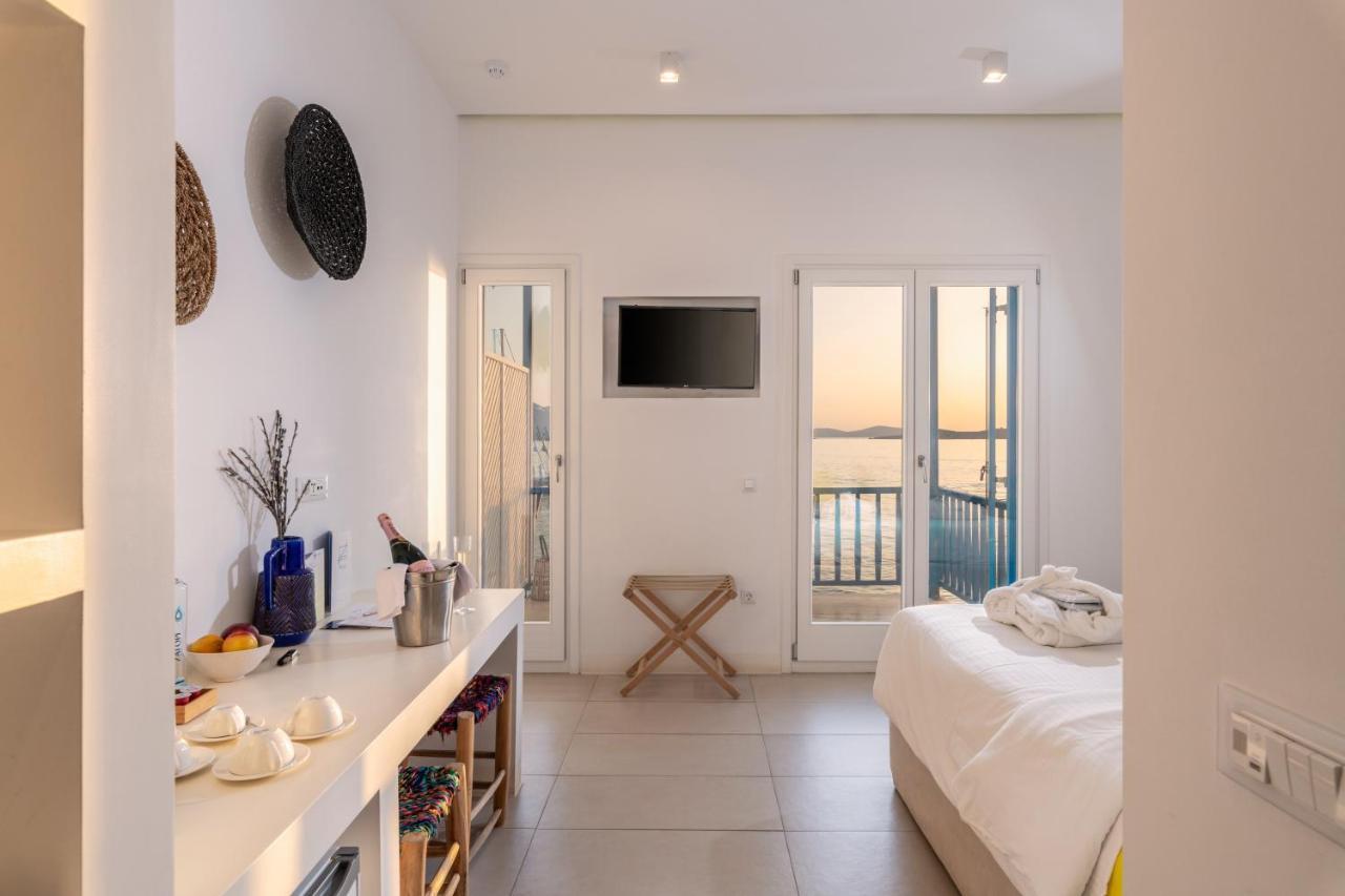 Bluetopia Suites Mykonos Town Екстериор снимка