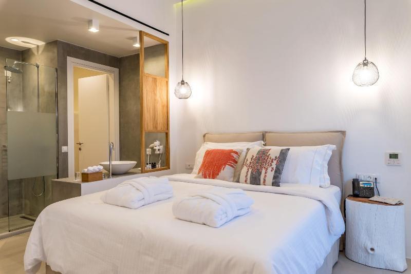 Bluetopia Suites Mykonos Town Екстериор снимка